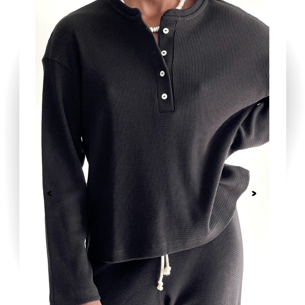 DONNI thermal jogger and Henley.